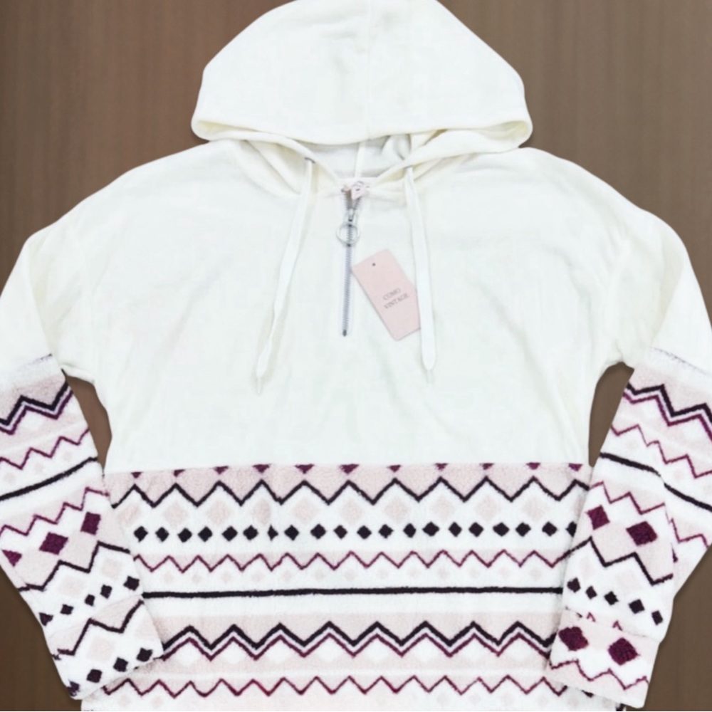 NWT Como Vintage Fuzzy Hoodie - Picture 4 of 6